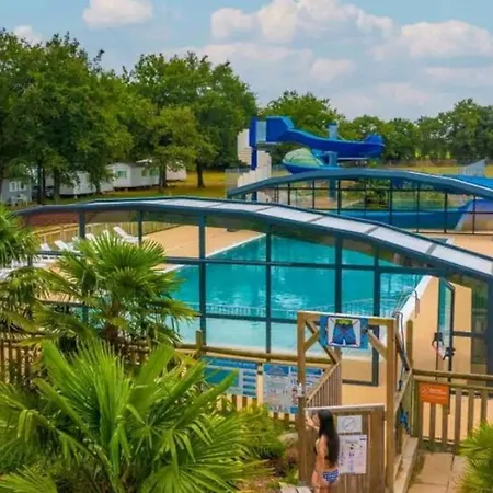 Mobil 6 Personnes 3 A 25 Min Puy Dufou אתר קמפינג La Boissiere-de-Montaigu